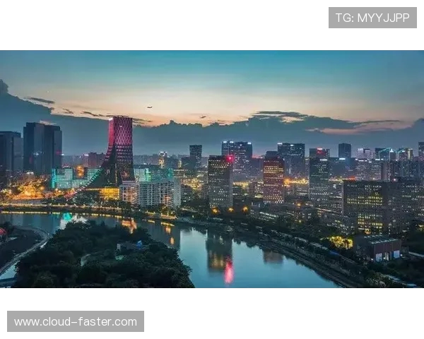 成都蓉城：探索天府之国的文化底蕴与现代化融合之路