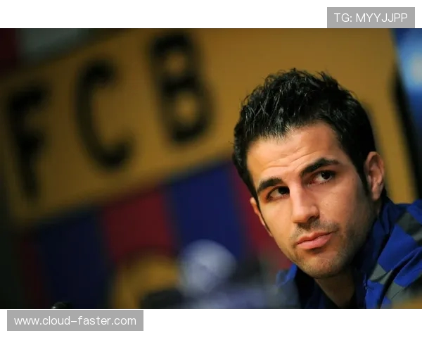 弗伦基德容如何凭智慧与技术统领中场引领巴塞罗那重返巅峰之路