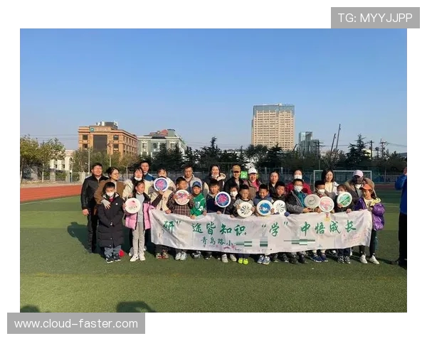 飞盘飞扬:深圳飞盘队的奋斗与成长历程全景记录 飞盘飞扬:深圳飞盘队的奋斗与成长历程全景记录