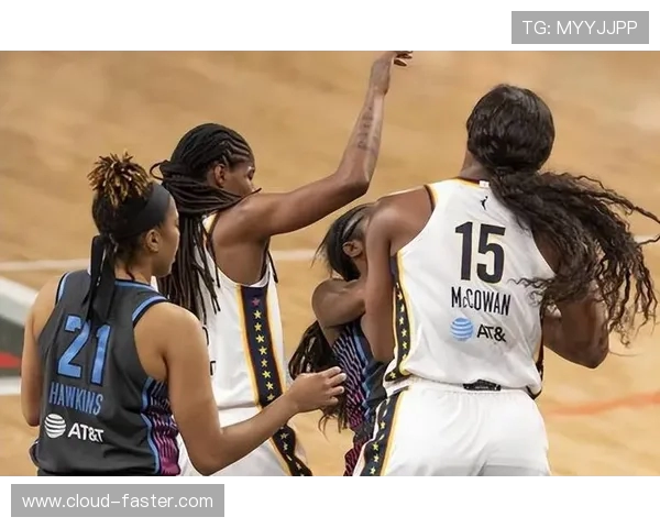 WNBA自由人对阵王牌的精彩对决分析与赛季展望