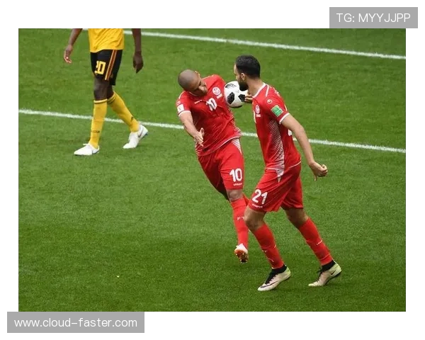 中国与突尼斯足球赛精彩直播录像回顾及赛后分析全记录